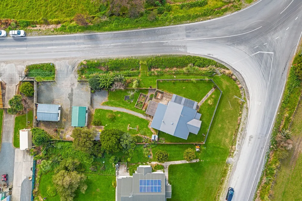 Photos of 176 Portland Road