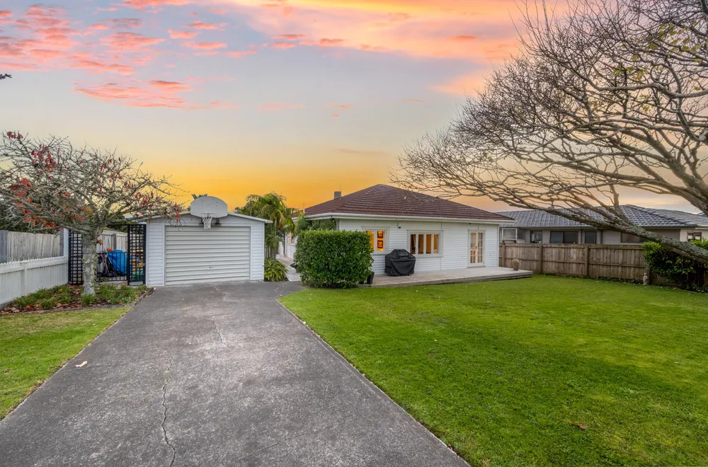 Photos of 32 Cherry Road