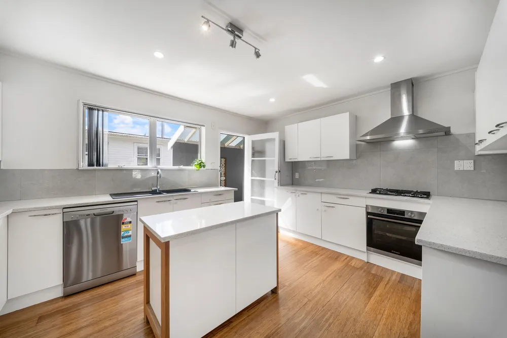 Photos of 25 Birdwood Road