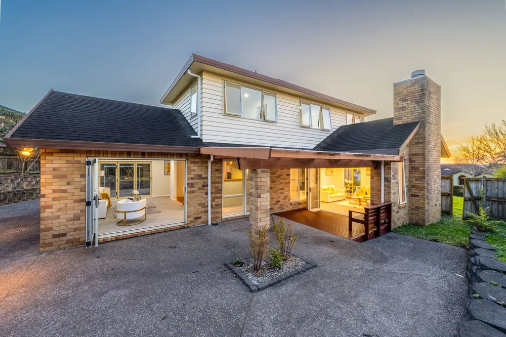 Photos of 132 John Brooke Crescent