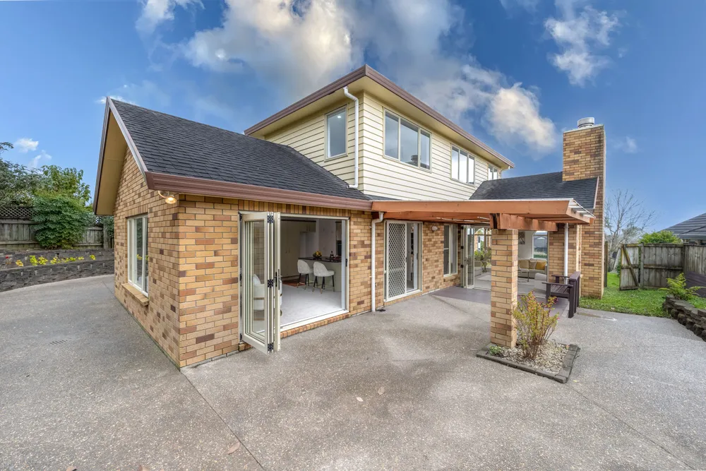 Photos of 132 John Brooke Crescent