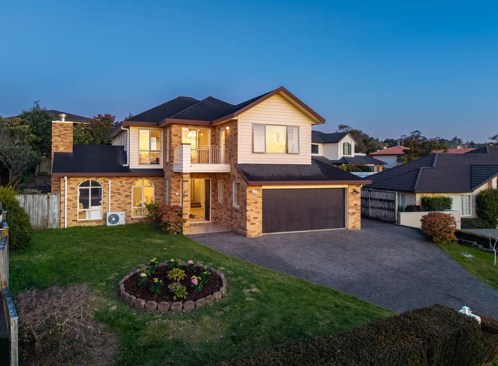 Photos of 132 John Brooke Crescent