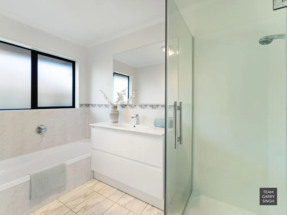 Photos of 14 Nanleen Rise