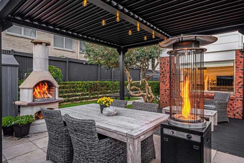 Photos of 62C Wellington Street