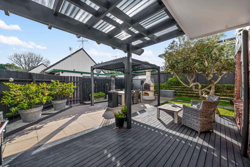 Photos of 62C Wellington Street