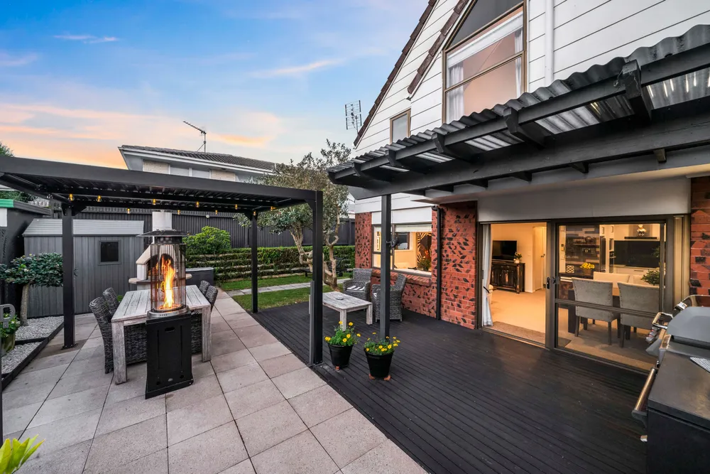 Photos of 62C Wellington Street