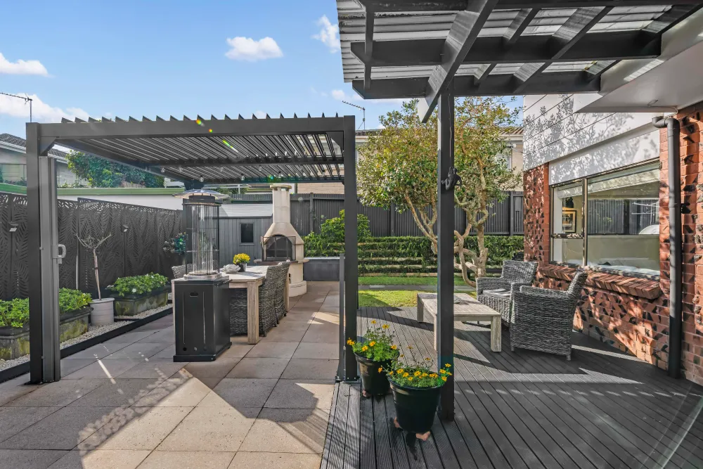 Photos of 62C Wellington Street