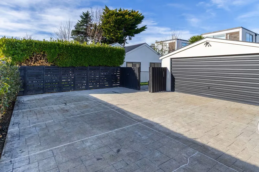 Photos of 54 Perth Street