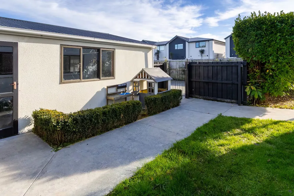 Photos of 54 Perth Street
