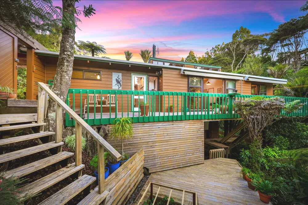 Photos of 261 Konini Road