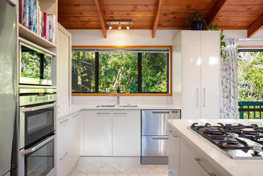 Photos of 261 Konini Road