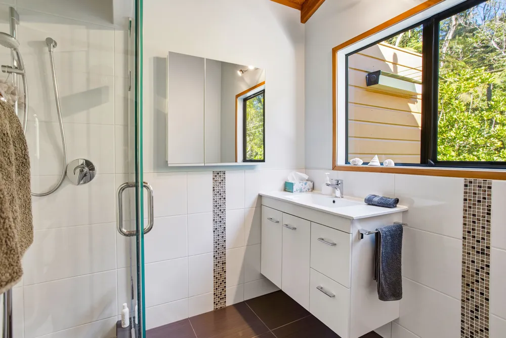 Photos of 261 Konini Road