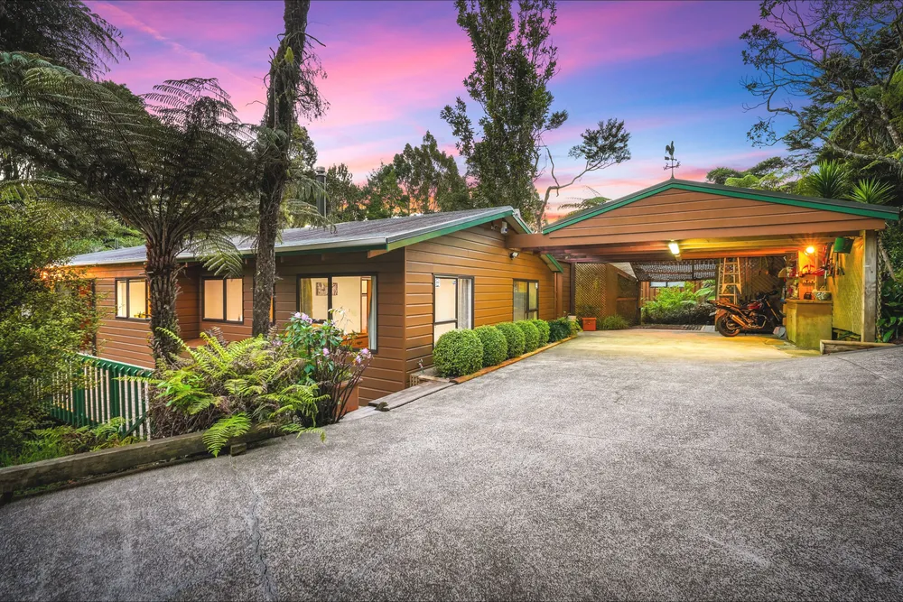 Photos of 261 Konini Road