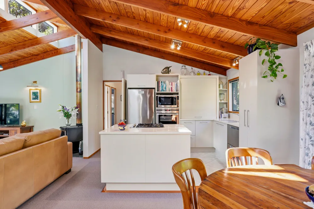Photos of 261 Konini Road