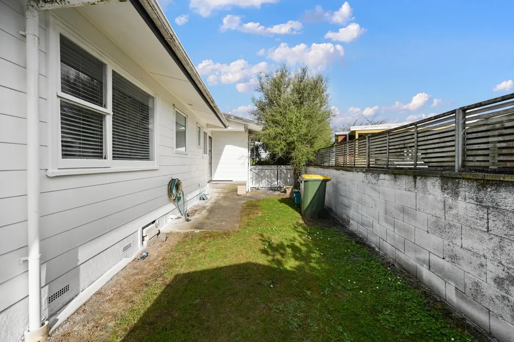 Photos of 15 Garden Heights Avenue