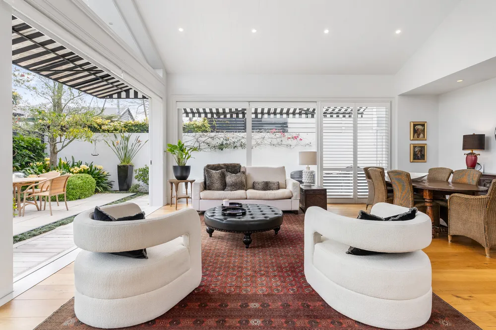 Photos of 39 Islington Street
