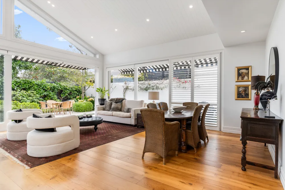 Photos of 39 Islington Street