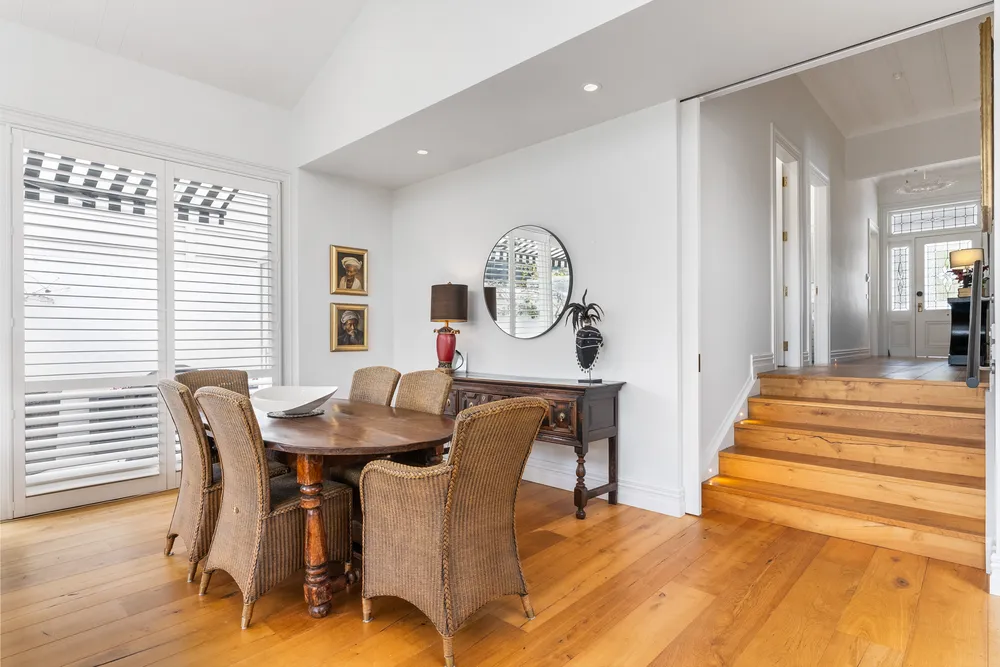 Photos of 39 Islington Street