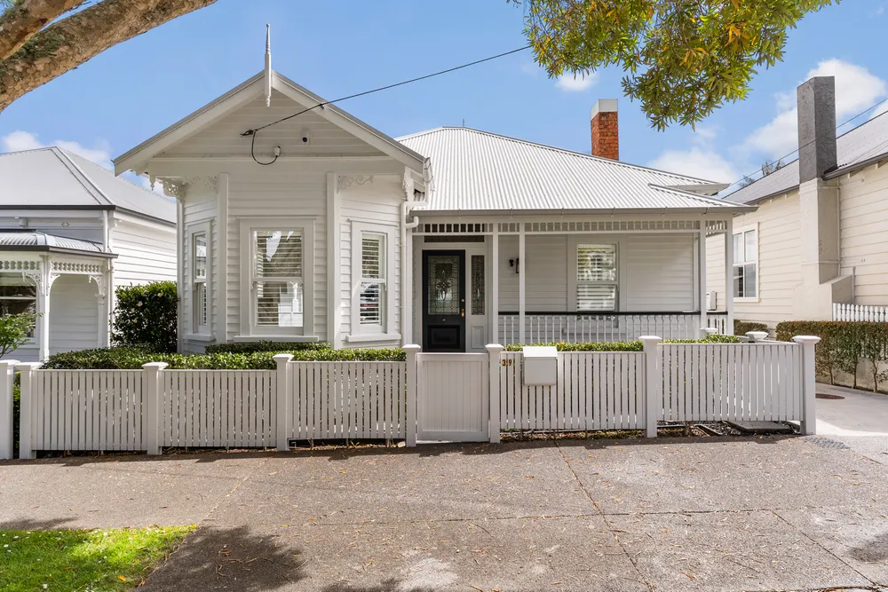 Photos of 39 Islington Street