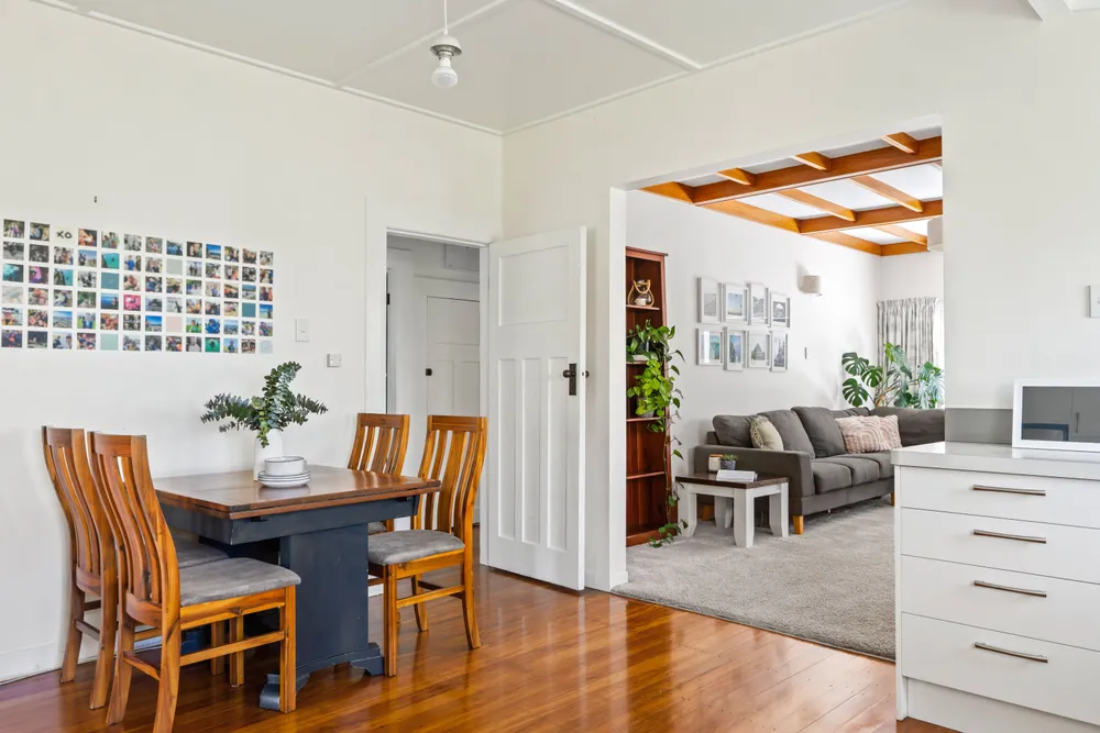 Photos of 512 Aberdeen Road