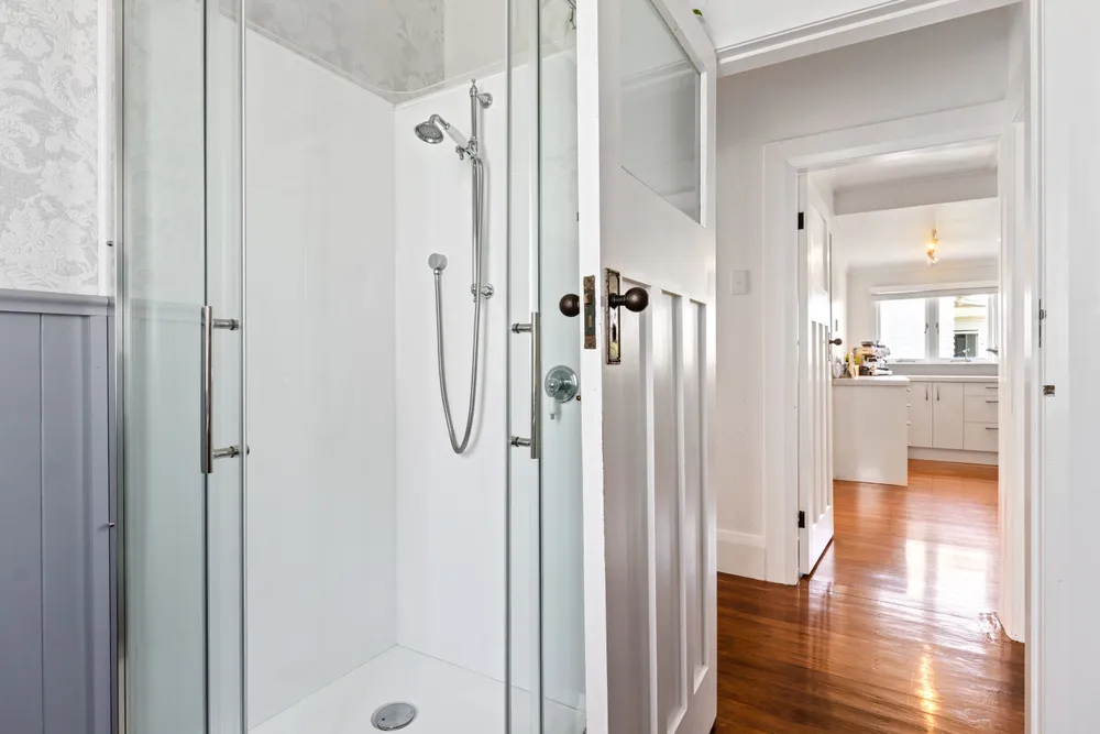 Photos of 512 Aberdeen Road