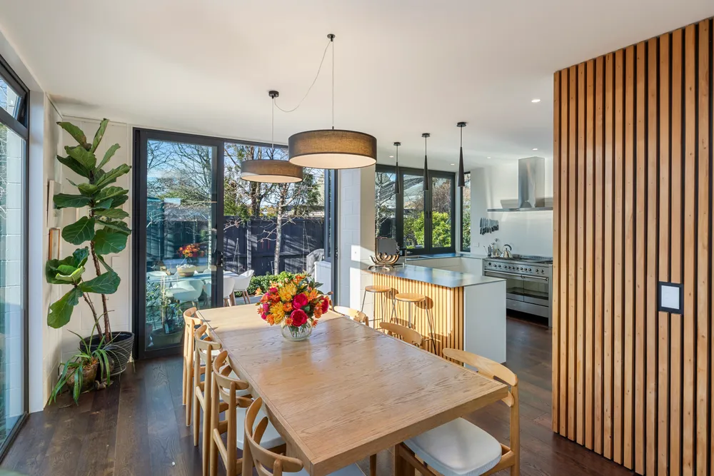 Photos of 24B Queens Avenue
