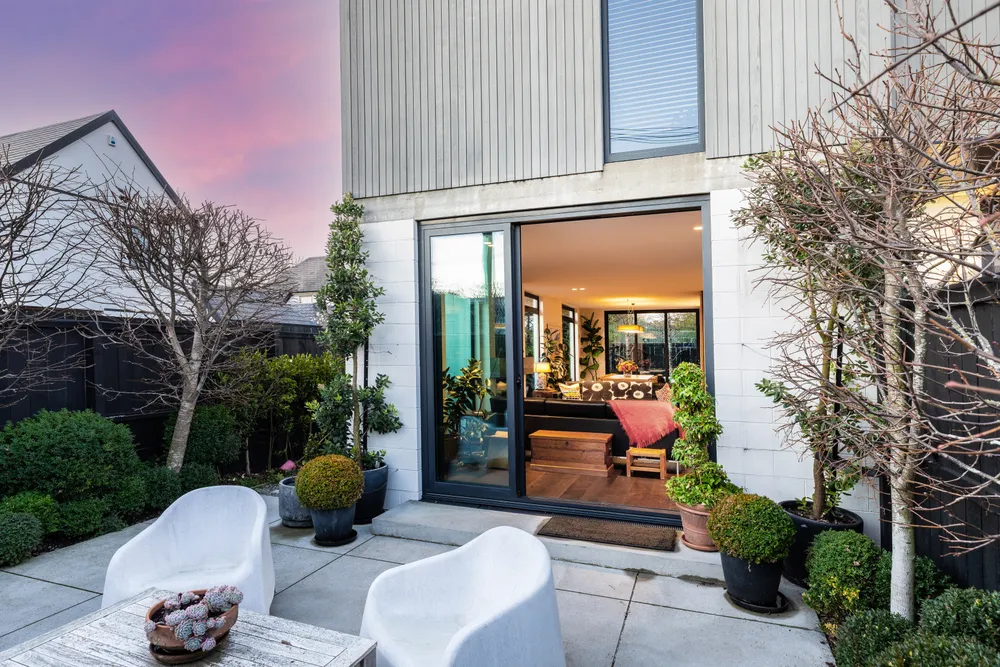 Photos of 24B Queens Avenue