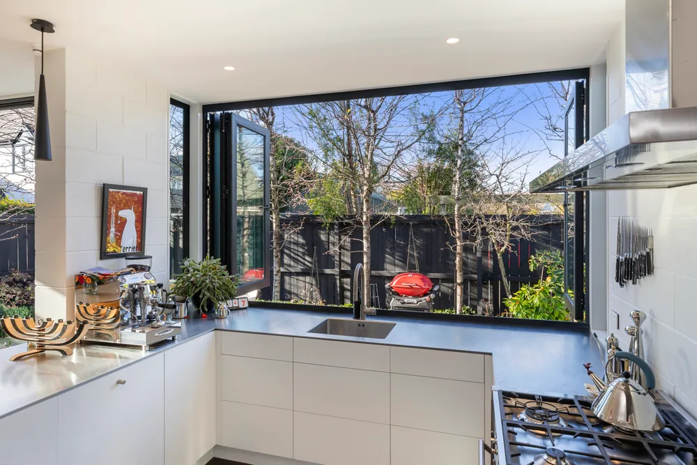 Photos of 24B Queens Avenue