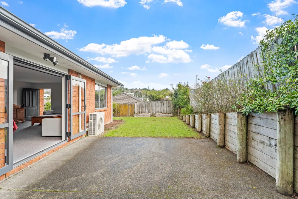 Photos of 12 Mably Court