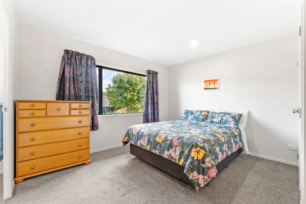 Photos of 12 Mably Court