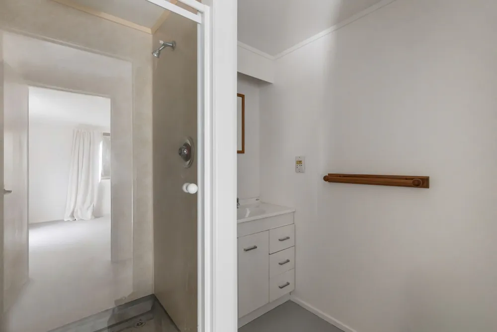 Photos of 68 McDougall Street