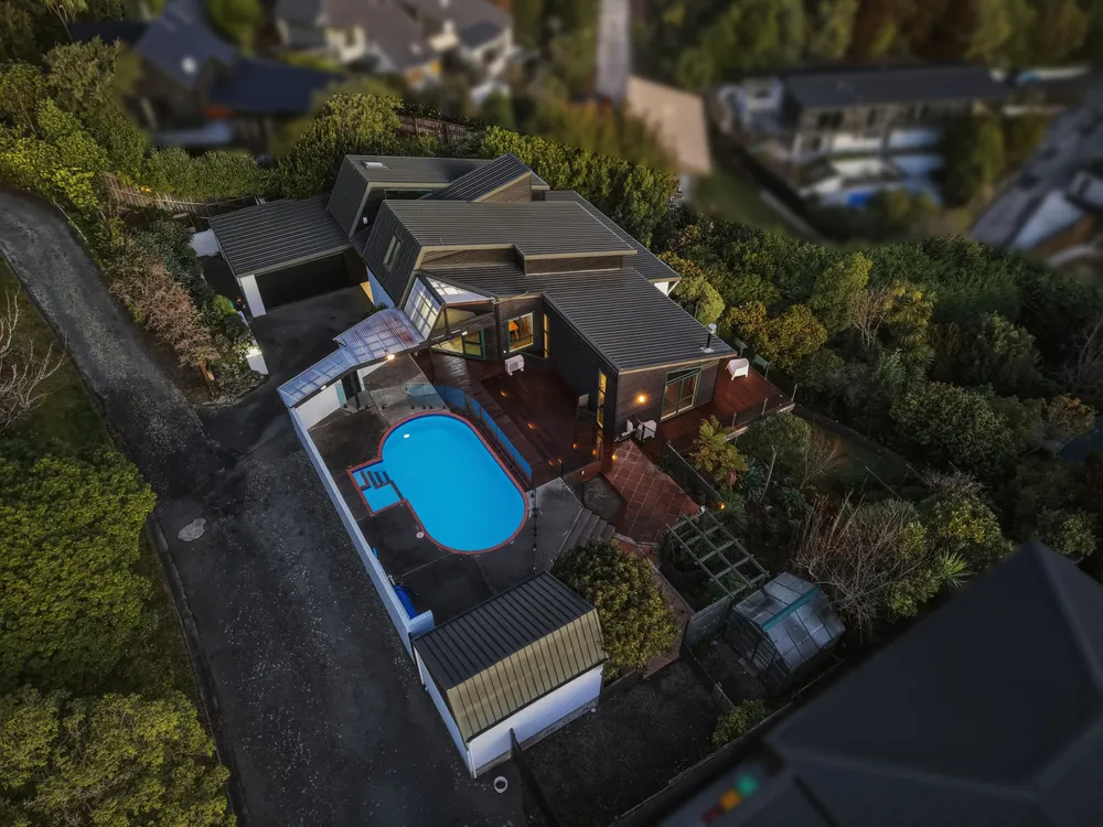 Photos of 168 Dyers Pass Road