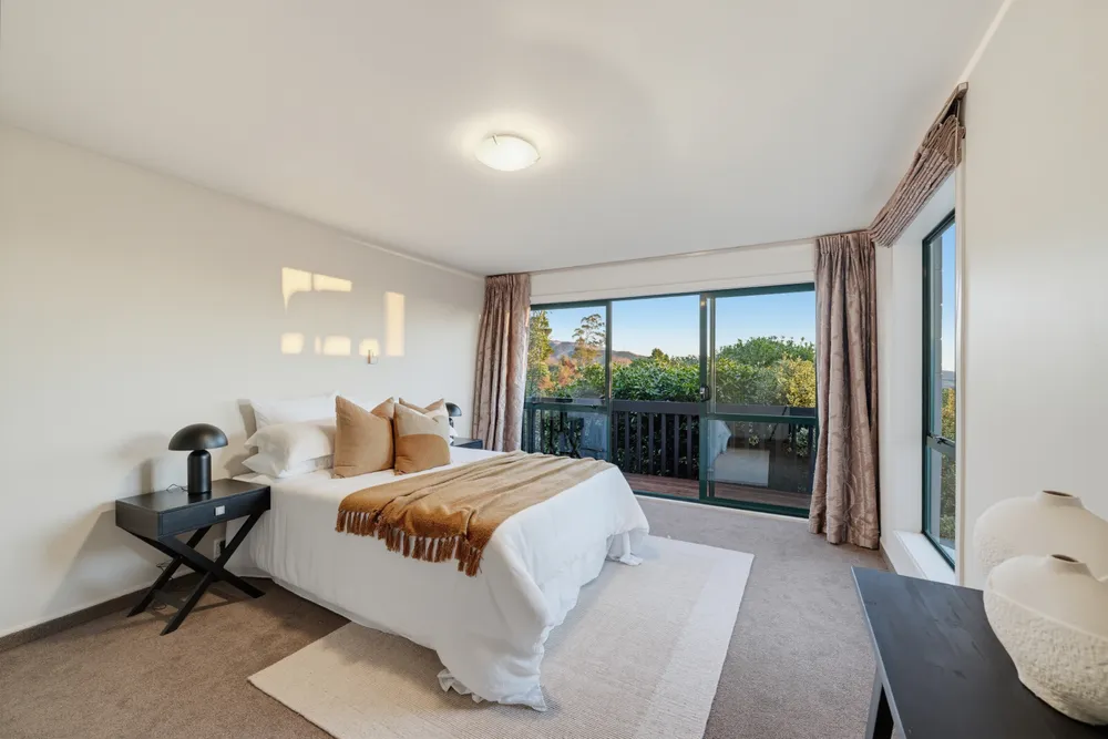 Photos of 168 Dyers Pass Road