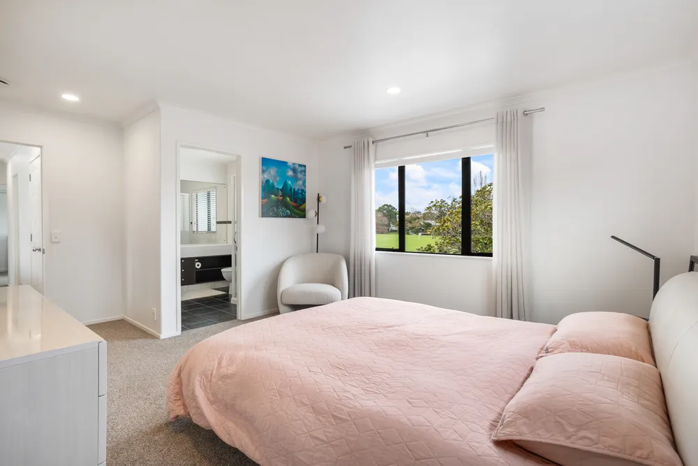 Photos of 51 Esperance Road