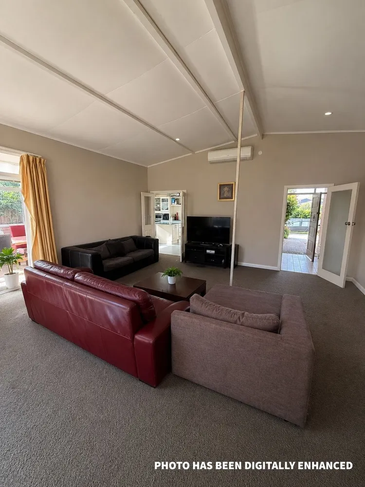 Photos of 40 Lynfield Avenue
