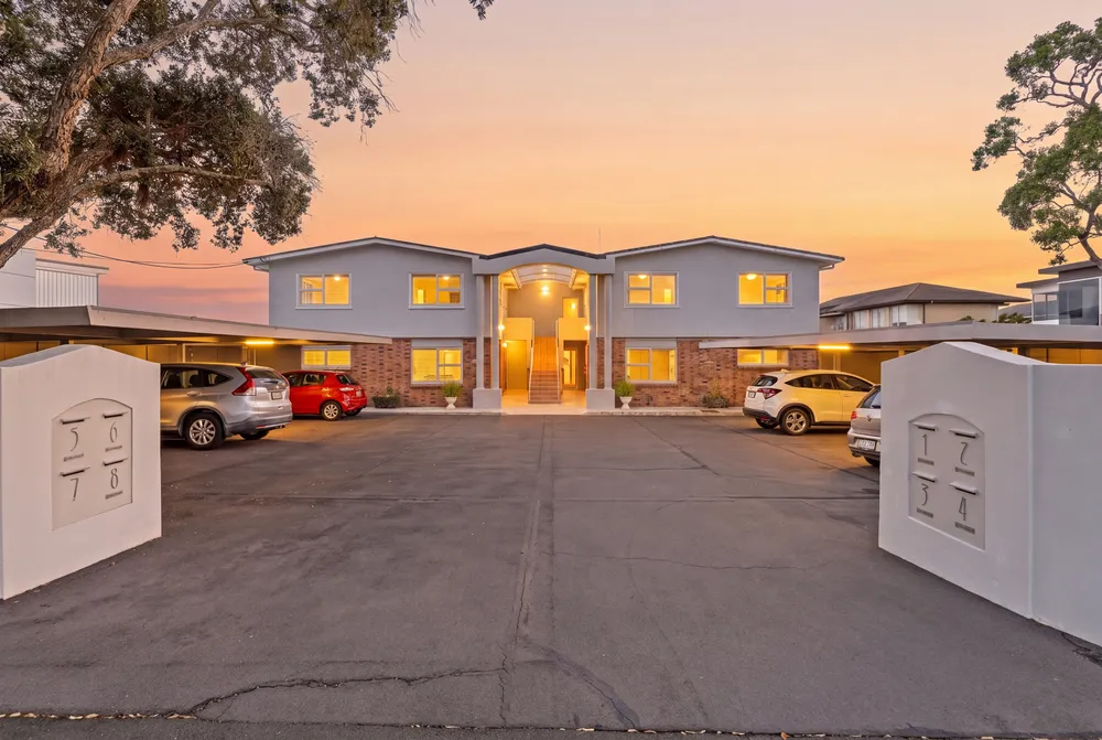 Photos of 5/241 Hurstmere Road