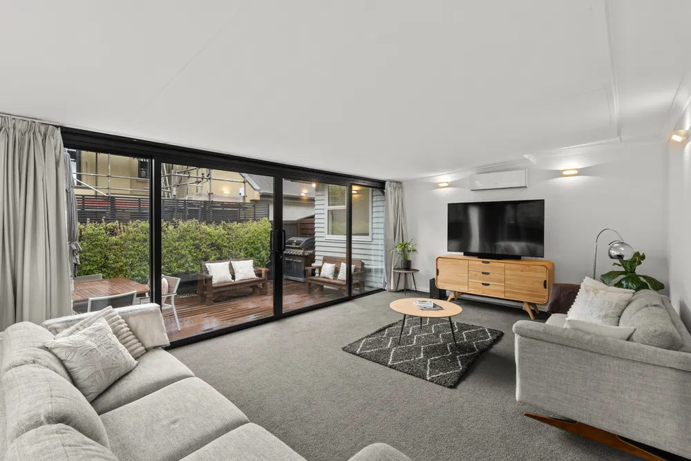 Photos of 29 Galway Avenue