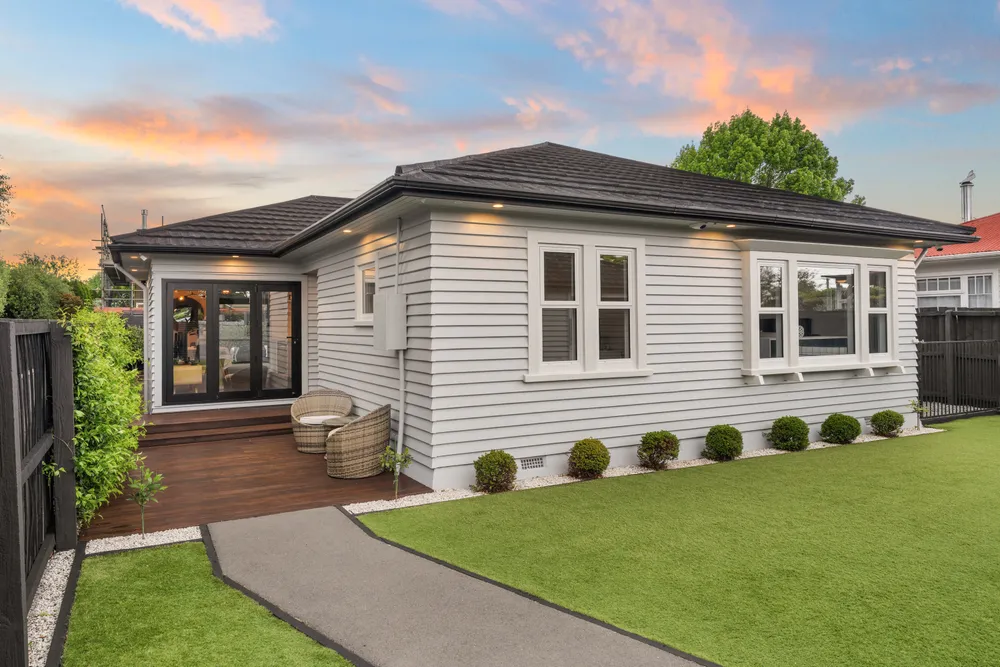 Photos of 29 Galway Avenue