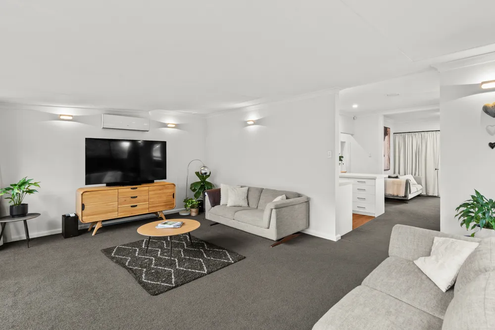 Photos of 29 Galway Avenue