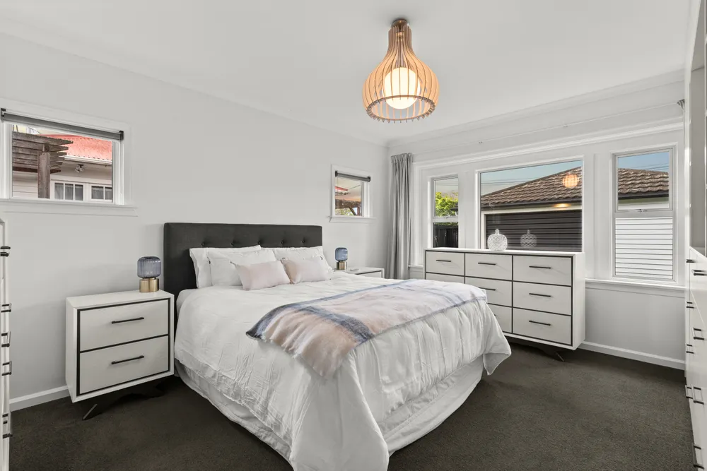 Photos of 29 Galway Avenue