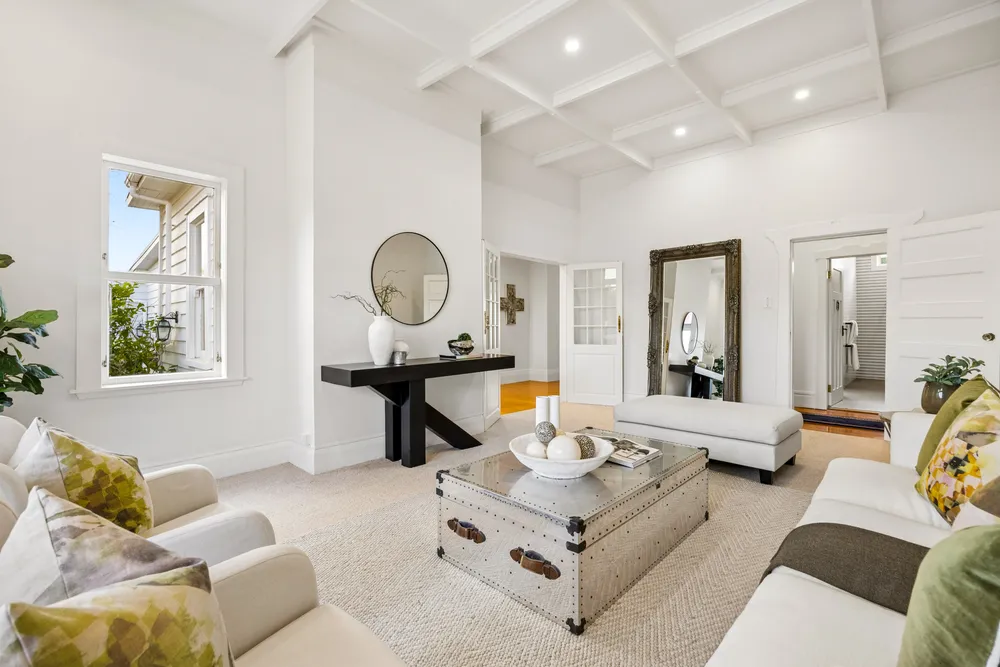 Photos of 111 St Andrews Road
