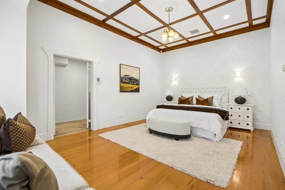 Photos of 111 St Andrews Road