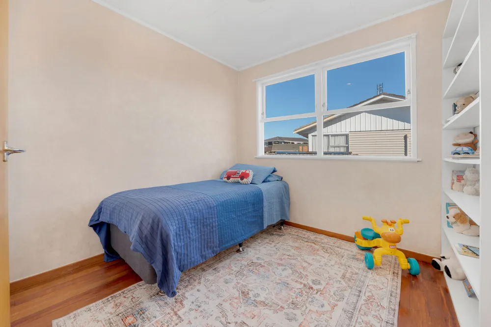 Photos of 10 Studfall Street