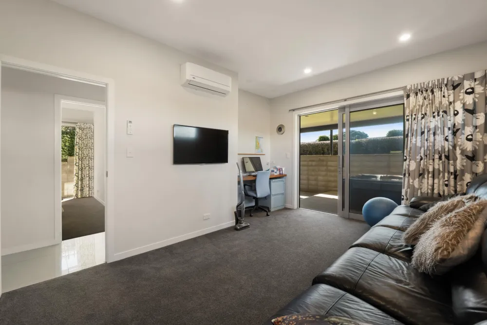 Photos of 20 Seaforth Road