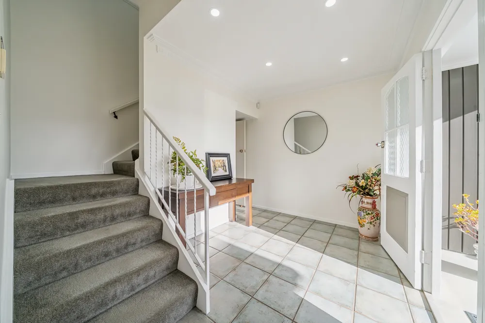 Photos of 17 De Menech Grove