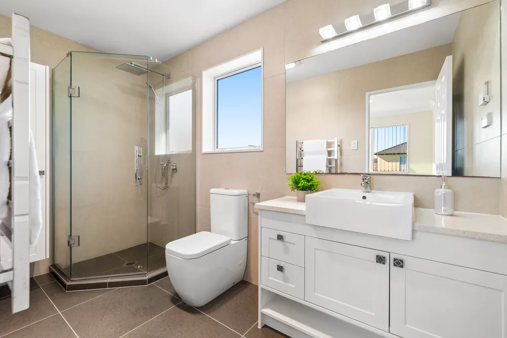 Photos of 11 Calcite Avenue