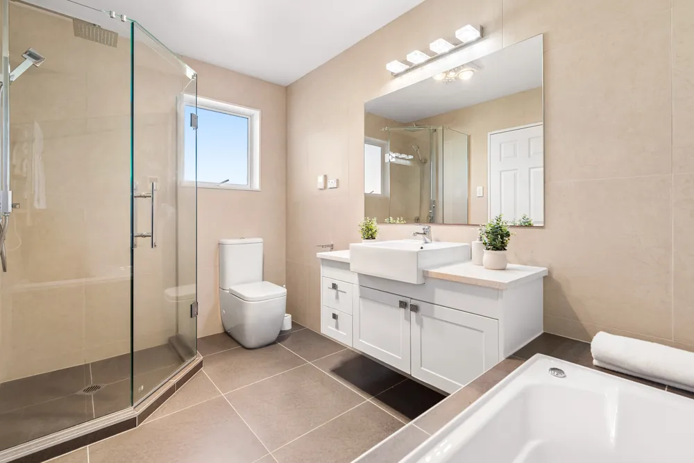 Photos of 11 Calcite Avenue