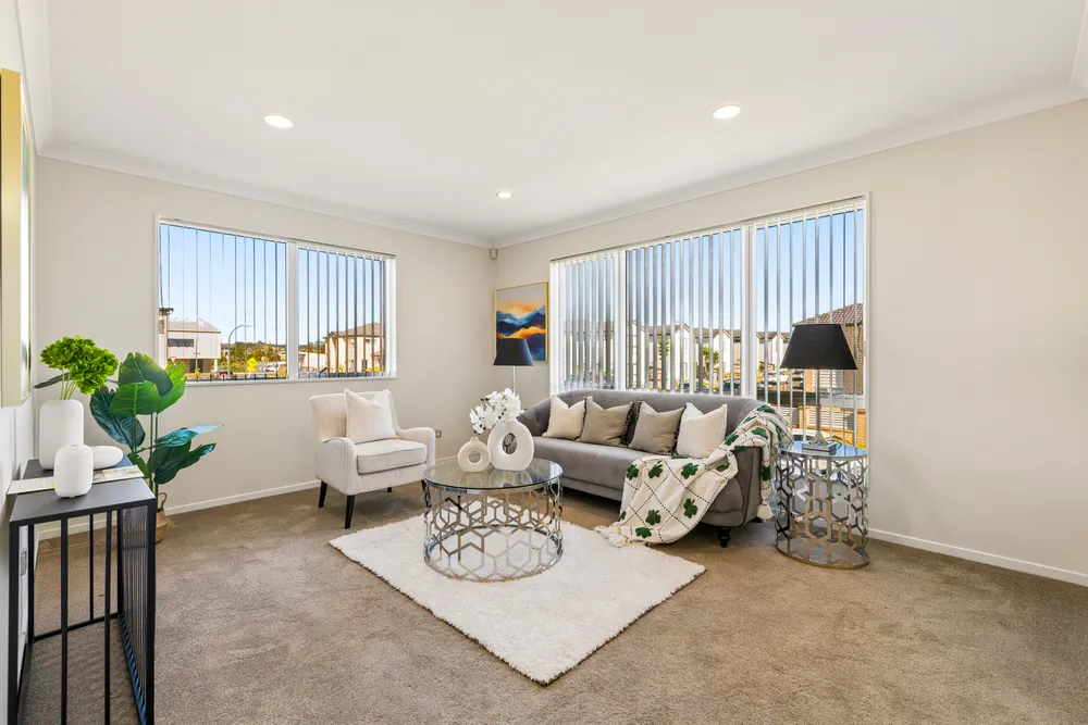Photos of 11 Calcite Avenue