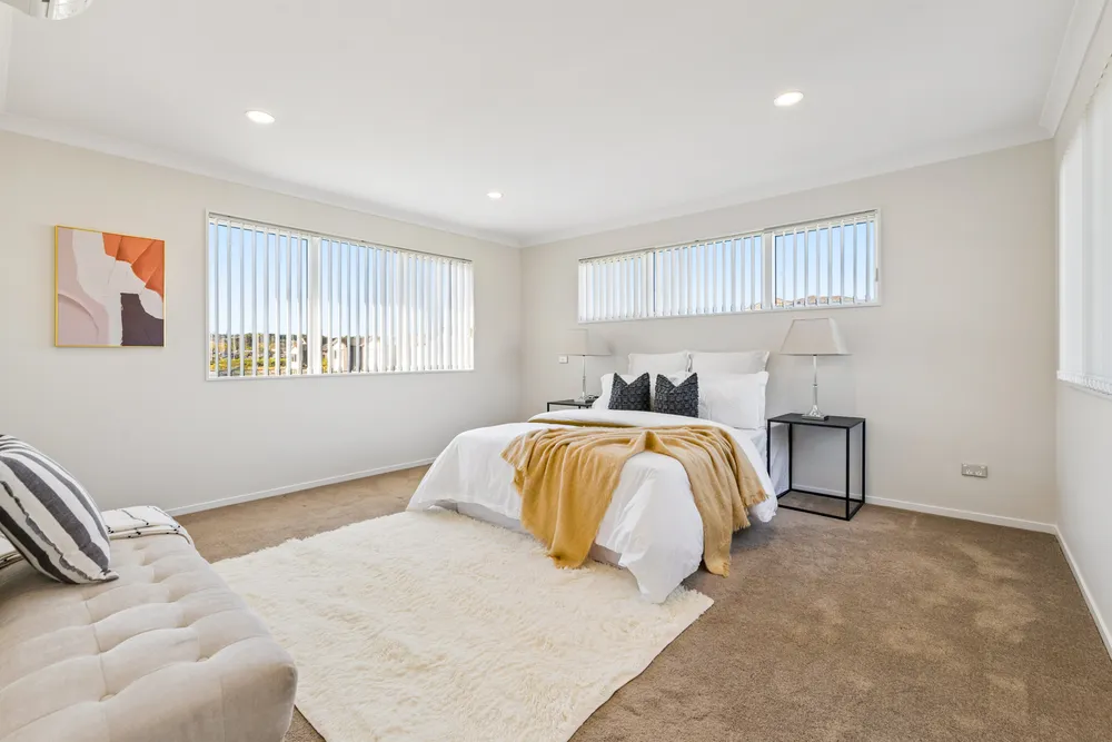 Photos of 11 Calcite Avenue
