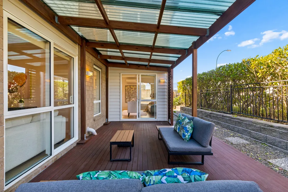 Photos of 11 Calcite Avenue